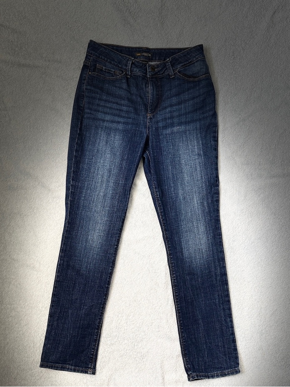 Lee straight leg reg fit mid rise jeans
